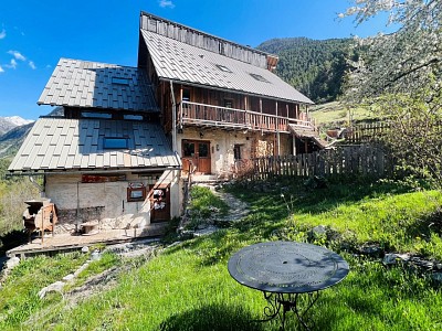 MAISON - CERVIERES - 430 m2 - VENDU