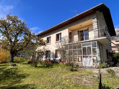 MAISON A VENDRE - EYGLIERS - 123 m2 - 314000 €