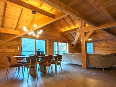 CHALET A VENDRE - ST CHAFFREY - 202.84 m2 - 1570000 €