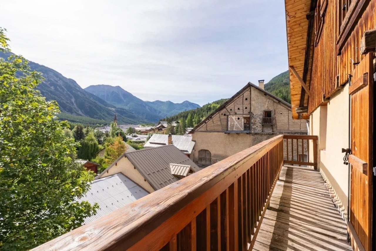 CHALET A VENDRE - VAL DES PRES - 439.5 m2 - 836 000 &euro;