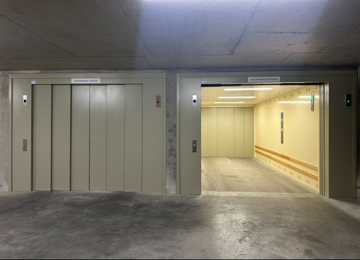 GARAGE - ST CHAFFREY - 32 m2 - VENDU