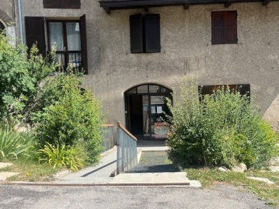 LOCAL COMMERCIAL A VENDRE - LE MONETIER LES BAINS - 78.8 m2 - 250000€ 