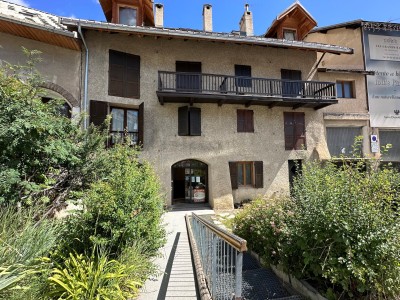 LOCAL COMMERCIAL A VENDRE - LE MONETIER LES BAINS - 78.8 m2 - 250�000�&euro; 