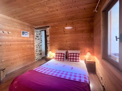 PROPRIETE A VENDRE - NEVACHE - 886 m2 - 3269000€