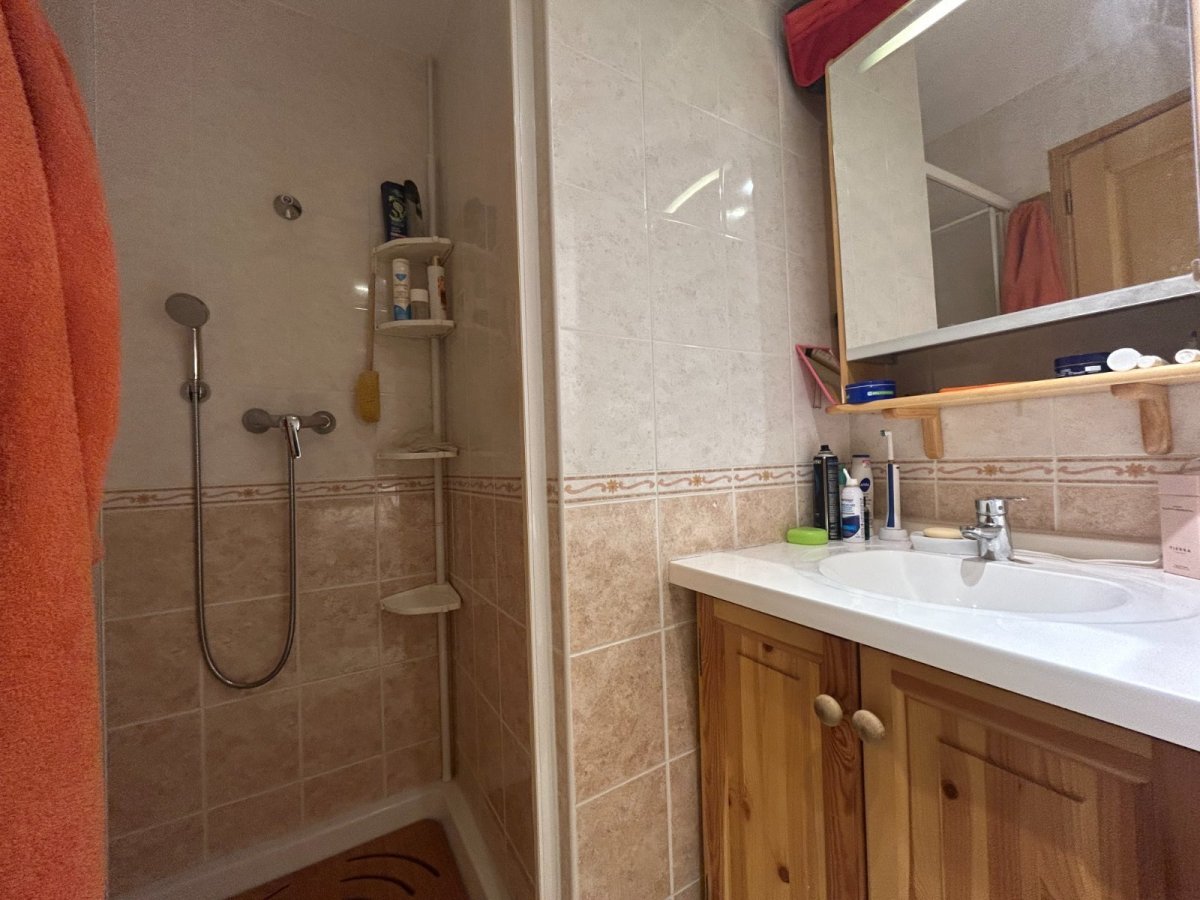 APPARTEMENT T2 CABINE A VENDRE - BRIANCON - 35.67 m2 - 160 000 &euro;