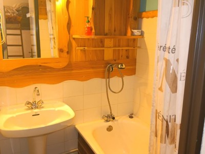 APPARTEMENT T2 A VENDRE - LA SALLE LES ALPES - 23.56 m2 - 147 000 €